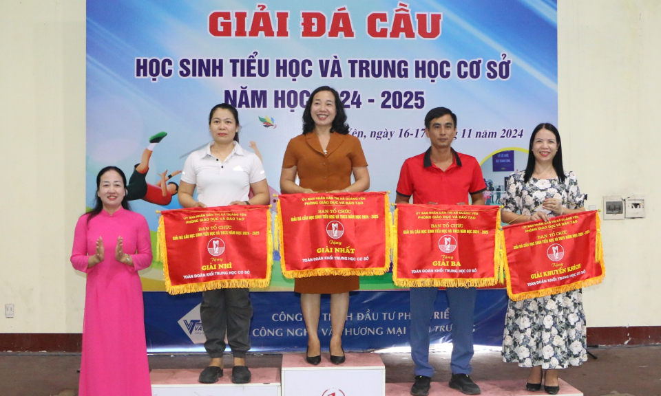 TX Quảng Yên: Sôi nổi Giải đá cầu học sinh tiểu học và trung học cơ sở