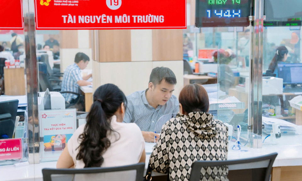 Hạ Long: Nhiều hồ sơ "treo" vì chờ bảng giá đất mới