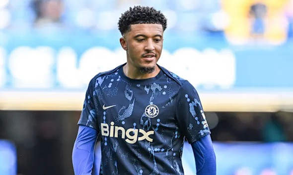 Sancho tái xuất trên sân tập Chelsea