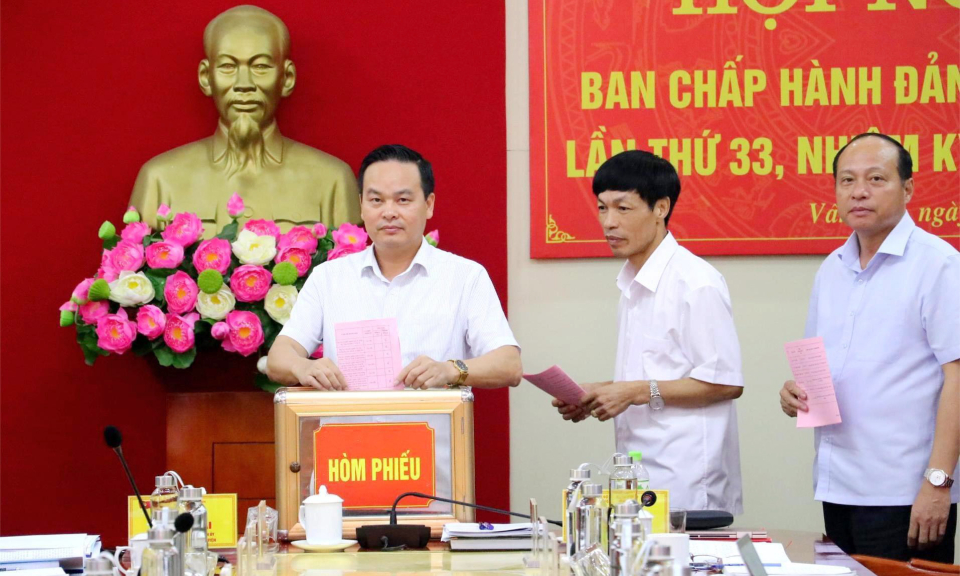 Kiểm soát quyền lực trong công tác cán bộ