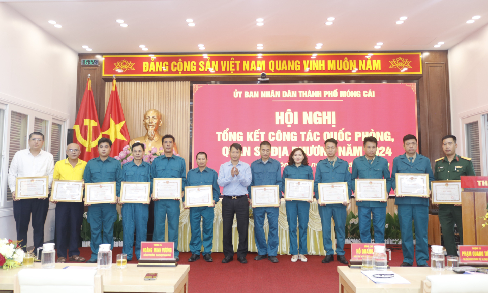 Móng Cái tổng kết công tác quốc phòng, quân sự địa phương năm 2024