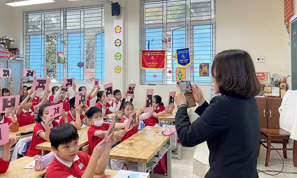 Đẩy mạnh chuyển đổi số trong ngành Giáo dục