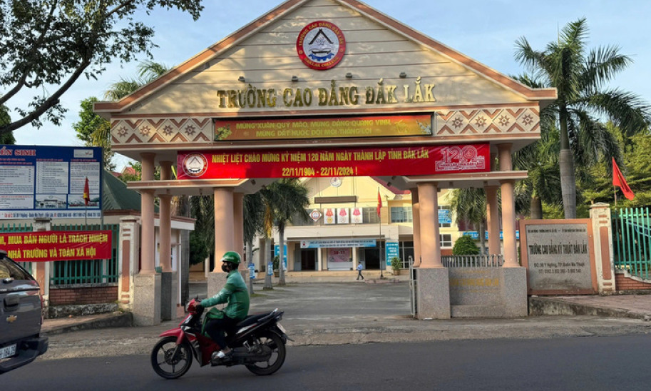 Nam sinh viên tử vong trong giờ thực hành nối điện