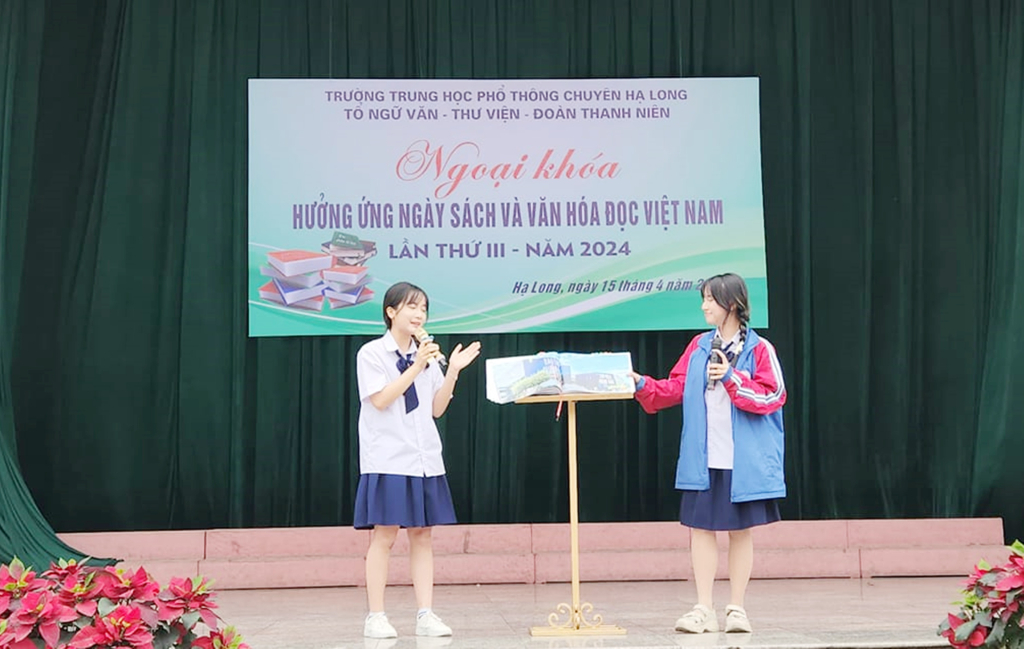 Trường THPT Chuyên Hạ Long tổ chức ngoại khóa Hưởng ứng Ngày Sách và Văn hóa đọc Việt Nam lần thứ III năm 2024.