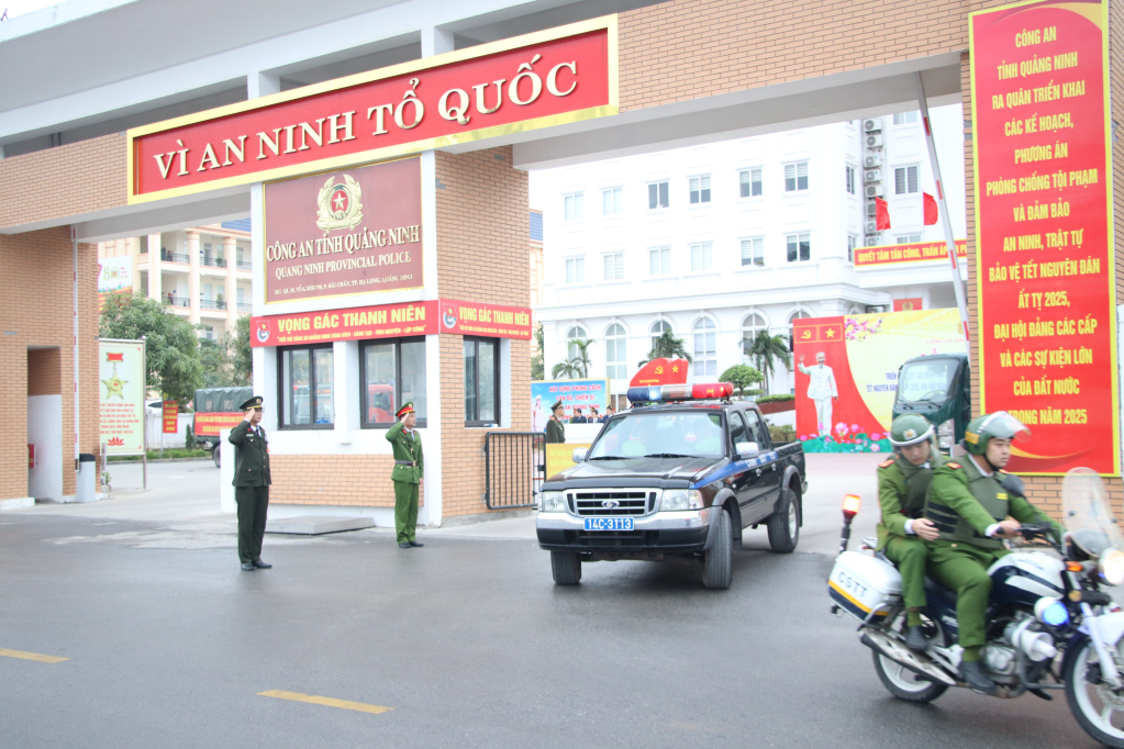 Công an Quảng Ninh ra quân tấn công, trấn áp tội phạm đảm bảo ANTT Tết Nguyên đán Ất Tỵ 2025.