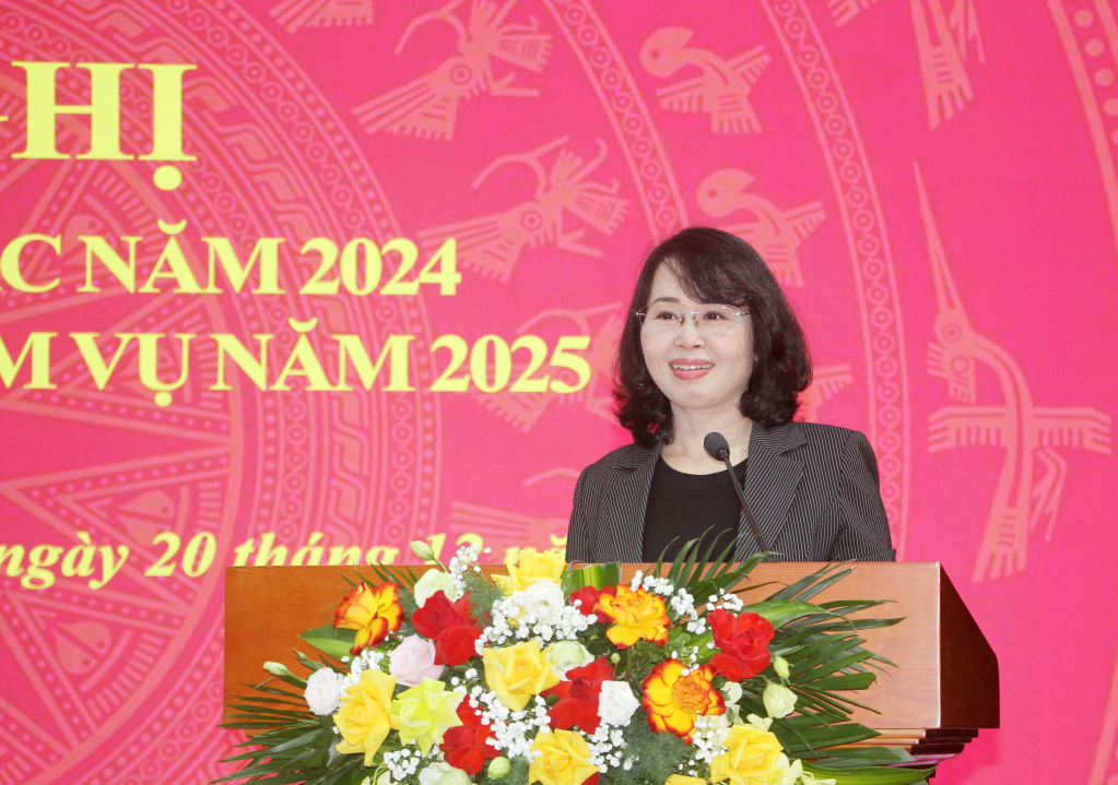Đồng chí Trịnh Thị Minh Thanh, Phó Bí thư Thường trực Tỉnh ủy, Chủ tịch HĐND tỉnh, phát biểu tại hội nghị.