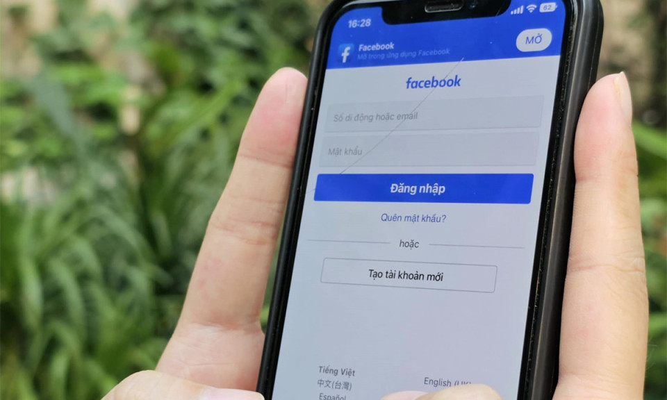 Chặn, gỡ hàng nghìn tài khoản, thông tin xấu độc trên Facebook, TikTok