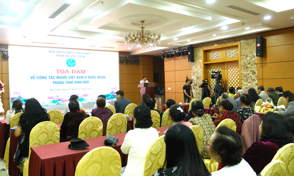 Tọa đàm công tác người Việt Nam ở nước ngoài trong tình hình mới