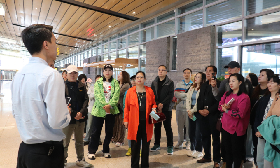 40家中国旅行社对广宁旅游市场进行考察