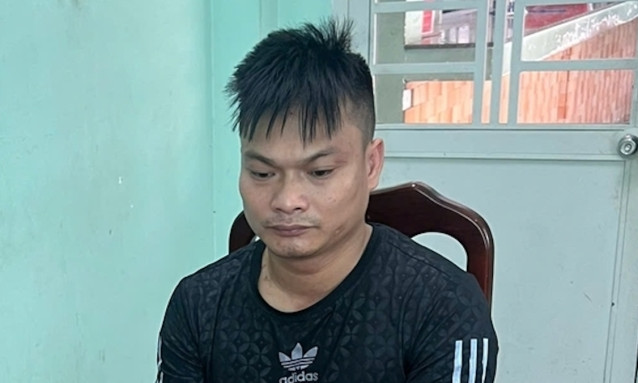 Người đập vỡ kính ôtô sau va chạm giao thông bị bắt