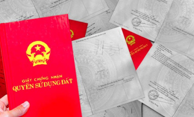 Cấp đổi chứng nhận quyền sử dụng đất cho hộ gia đình thế nào?