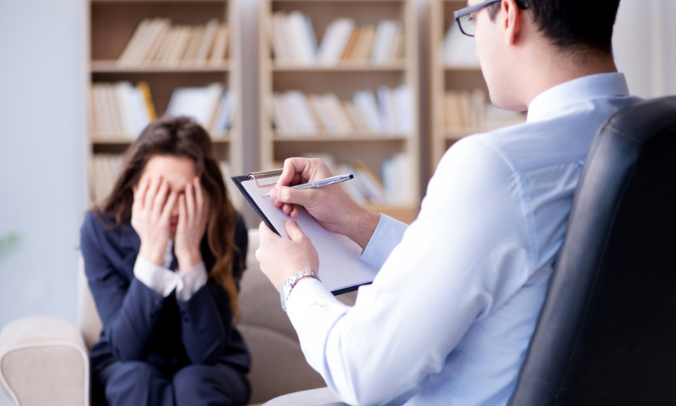 Người trầm cảm có tự khỏi được không?