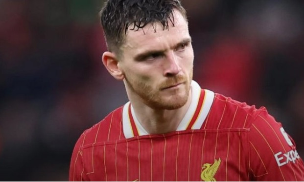 Liverpool thông báo án treo giò của Robertson