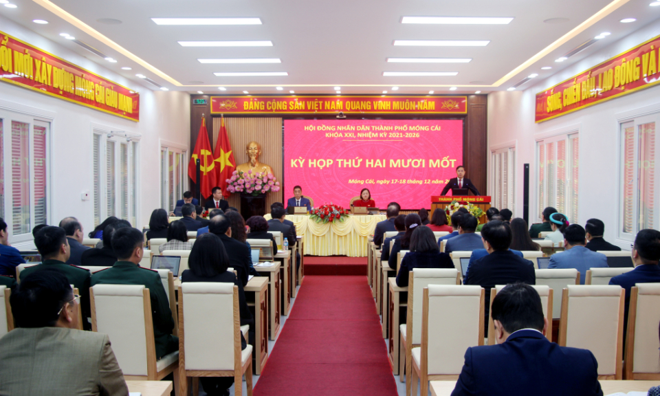 Chủ tịch UBND tỉnh Phạm Đức Ấn dự Kỳ họp thứ 21, HĐND TP Móng Cái