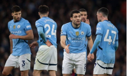 Man City khởi kiện Premier League