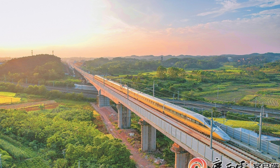 广西在西部地区率先实现市市通高铁