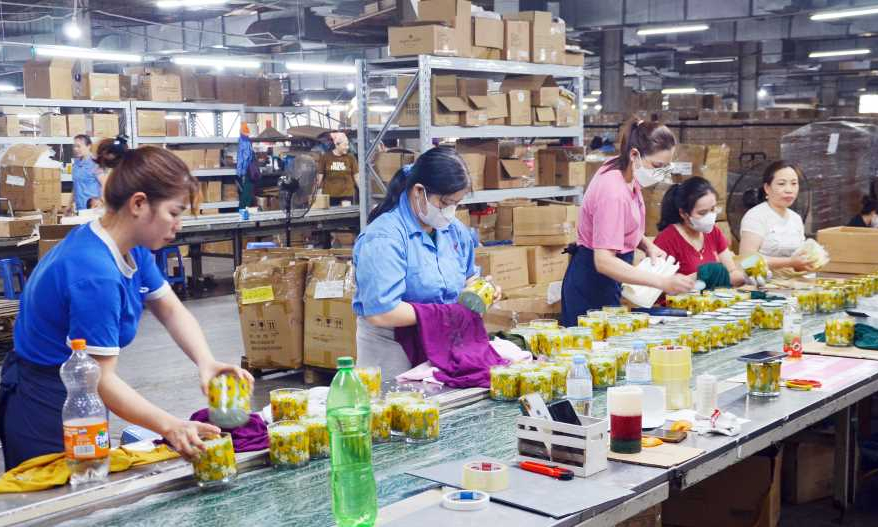 Quảng Ninh: Thưởng Tết Dương lịch cao nhất là 145 triệu đồng