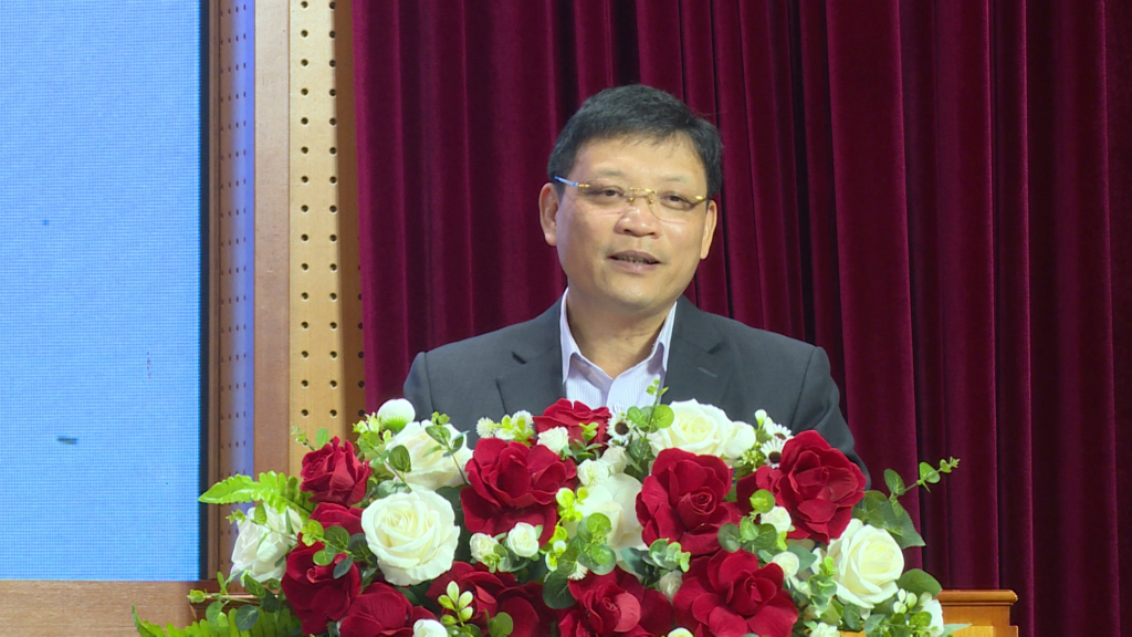 Đồng chí Nghiêm Xuân Cường, PCT UBND tỉnh phát biểu chỉ đạo tại hội nghị.