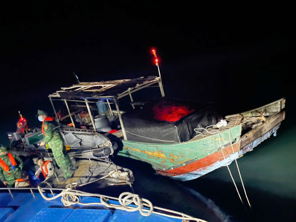 Phương tiện chở người nhập cảnh trái phép bị Bộ đội Biên phòng bắt giữ.