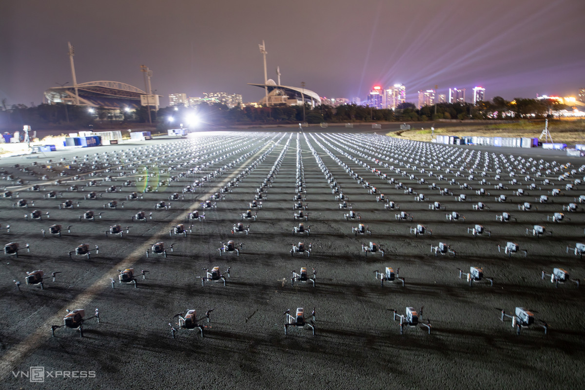 Over 4,000 drones light up Hanoi sky in Lunar New Year's rehearsal