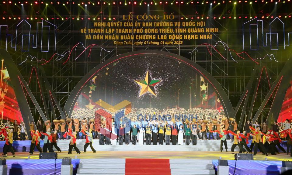 Lễ công bố Nghị quyết của Ủy ban Thường vụ Quốc hội về thành lập TP Đông Triều, tháng 1-2025