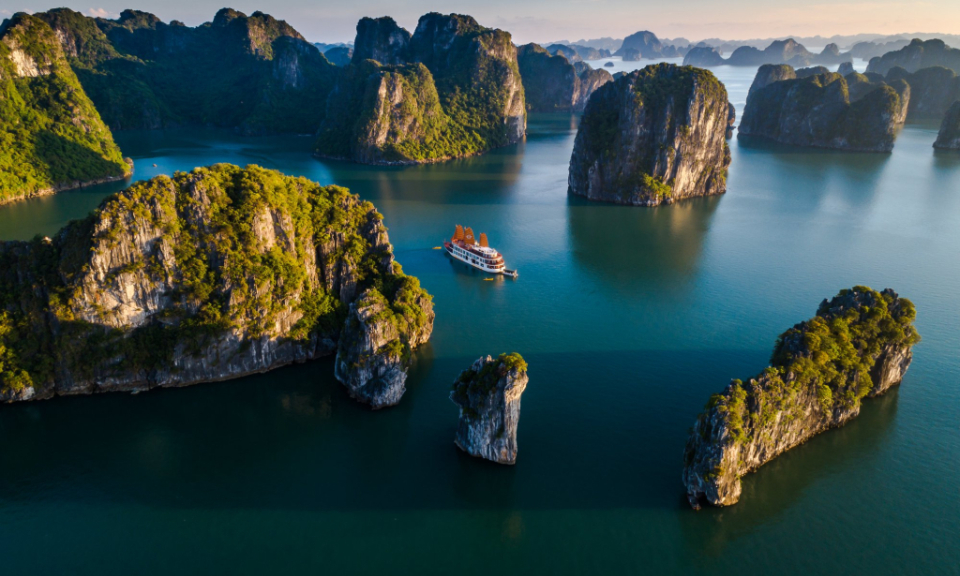 Traces of prehistoric times in Ha Long