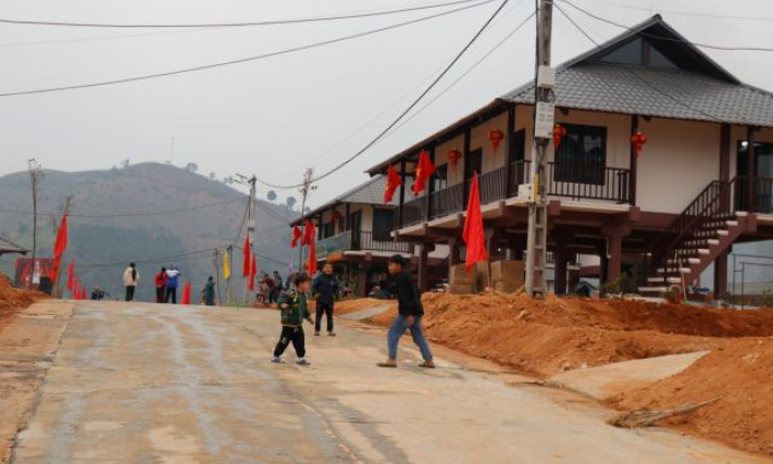 Rising from the ruins as Việt Nam shows resilience amid crisis