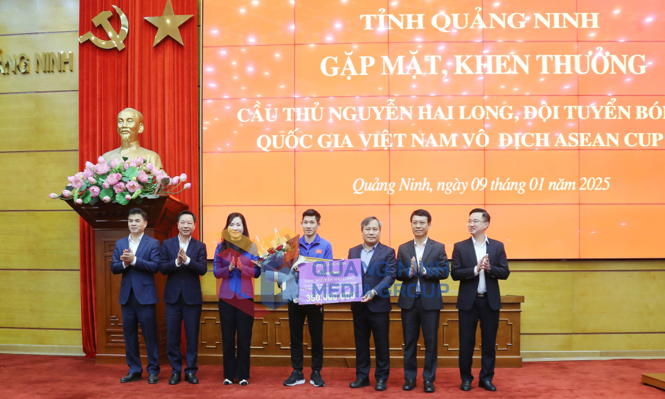 Tỉnh Quảng Ninh khen thưởng cầu thủ Nguyễn Hai Long, tháng 1-2025