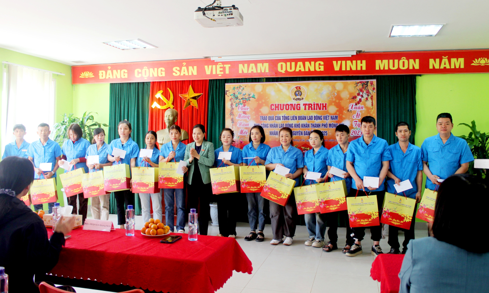 TP Móng Cái: Để mọi nhà đều có Tết