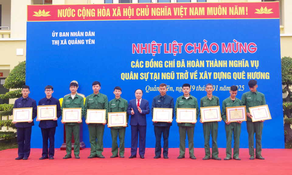 Quảng Yên đón nhận 235 quân nhân hoàn thành nghĩa vụ quân sự