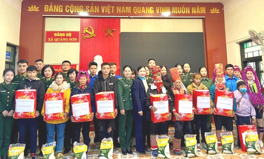 Chăm lo đời sống cho hội viên, nhân dân dịp Tết