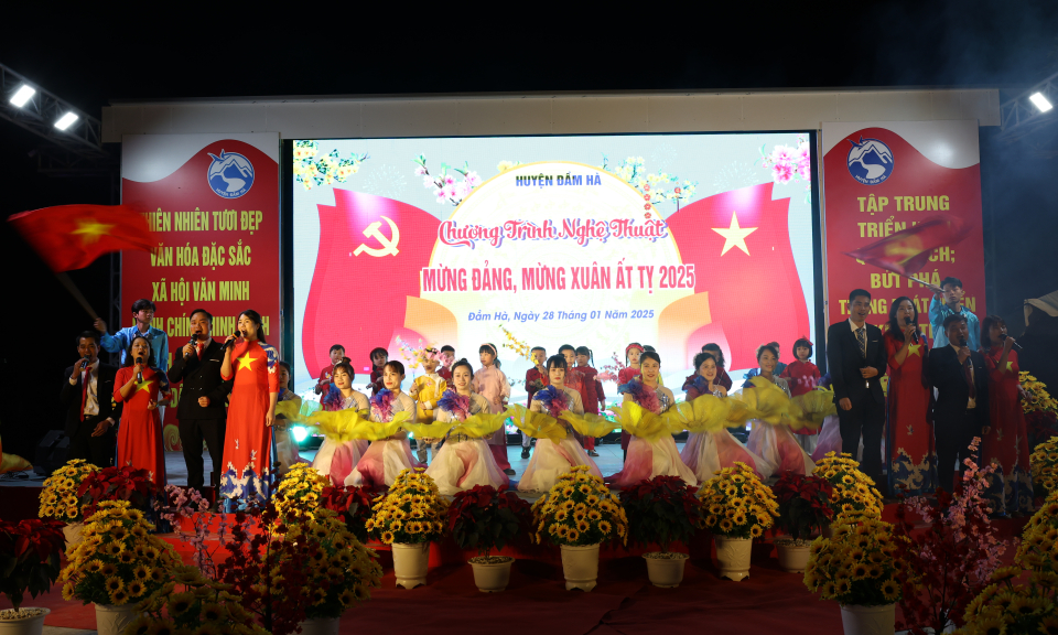 Đặc sắc Chương trình nghệ thuật mừng Đảng - mừng Xuân Ất Tỵ 2025 tại các địa phương 