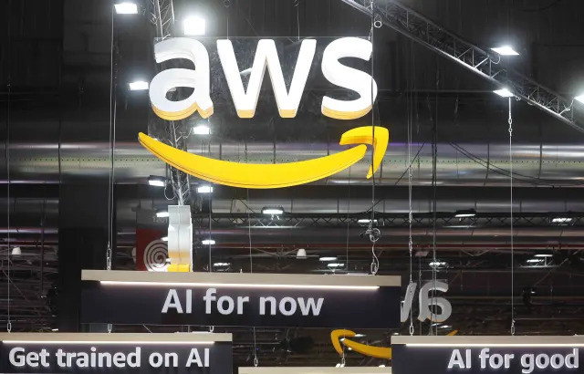 Amazon đặt cược lớn vào AI - Ảnh 1.