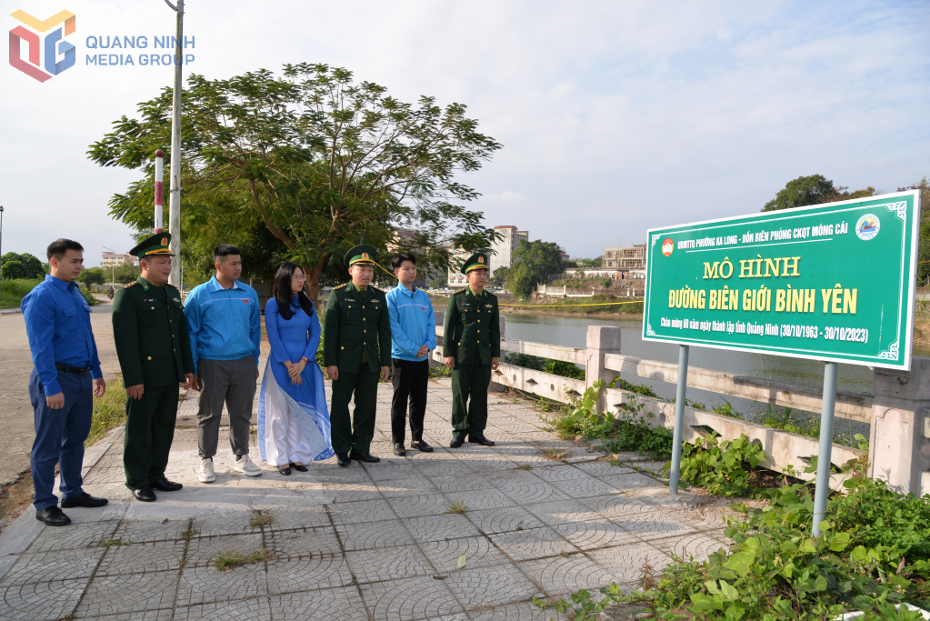 ĐVTN Đồn Biên phòng Cửa khẩu quốc tế Móng Cái và Đoàn Thanh niên phường Ka Long thường xuyên phối hợp kiểm tra, duy trì tuyến 'Đường biên giới bình yên