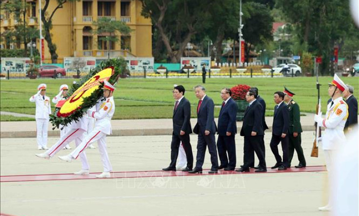 Lãnh đạo Đảng, Nhà nước vào Lăng viếng Chủ tịch Hồ Chí Minh