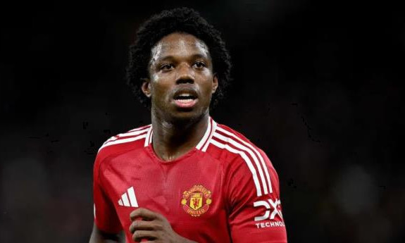 Tyrell Malacia rời Man United