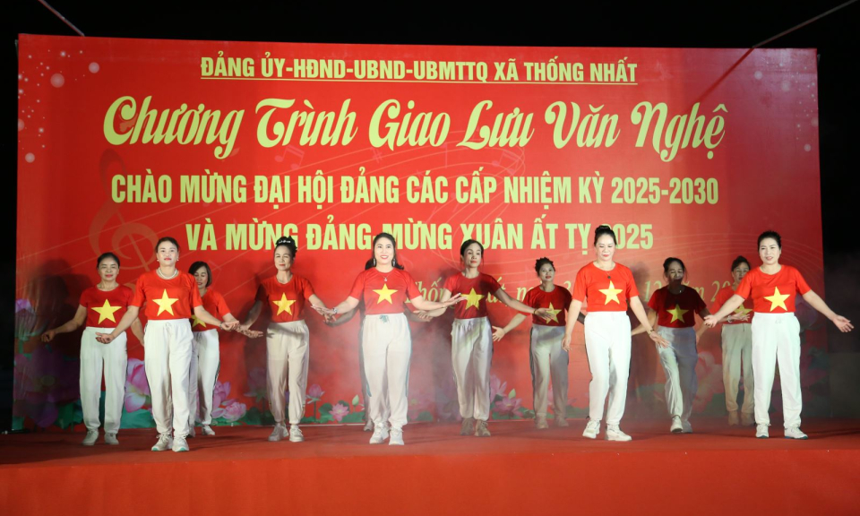 Khí thế thi đua sôi nổi hướng về đại hội đảng bộ các cấp nhiệm kỳ 2025-2030