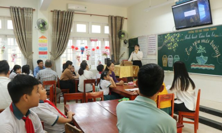 WWF-Việt Nam identifies six successful plastic reduction models for nationwide expansion