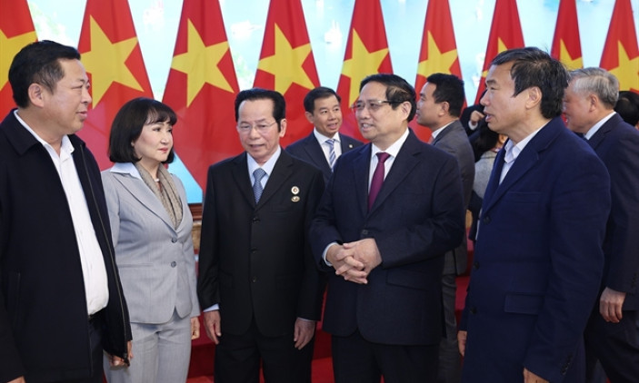 PM urges private sector to lead Việt Nam’s economic resilience and long-term growth