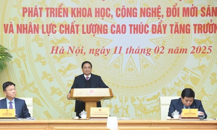 Thúc đẩy phát triển khoa học công nghệ, đổi mới sáng tạo và nhân lực chất lượng cao phục vụ tăng trưởng kinh tế