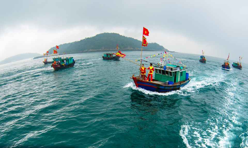 Đặc sắc lễ hội vùng biển Quảng Ninh