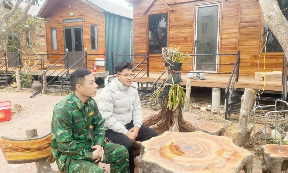 Phó Bí thư “quân hàm xanh” ở đảo tiền tiêu
