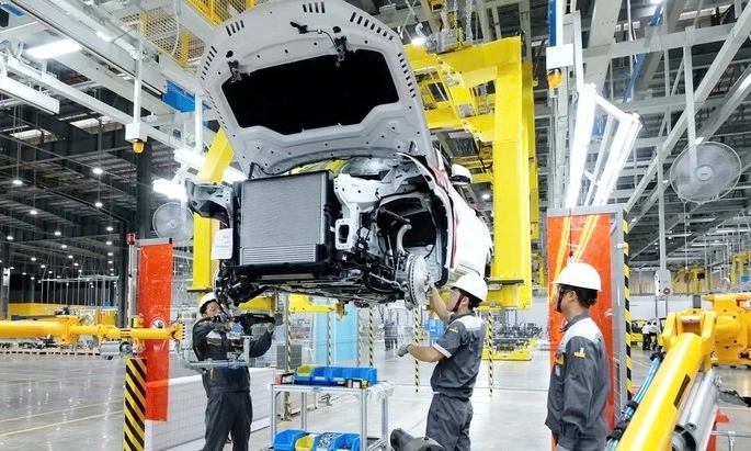 Vietnam auto manufacturers look to boost exports 