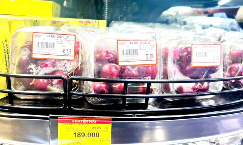 Cherry giá rẻ 'giật mình' bày bán khắp nơi, chuyên gia nói gì?