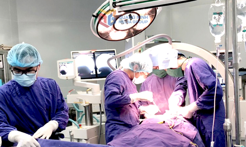 Tăng cường đào tạo, nâng cao chất lượng y tế