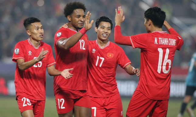 ĐT Việt Nam có thể cử 3-4 ngôi sao đấu MU tại Malaysia