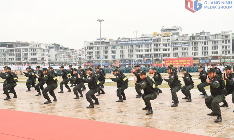 Mãn nhãn với Lễ ra quân huấn luyện 2025 của LLVT Quảng Ninh