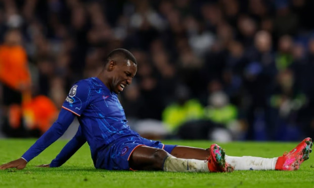 Chelsea khủng hoảng nhân sự trước thềm Conference League