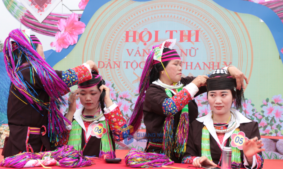 Dao People’s Song Mun Festival in Hai Ha district