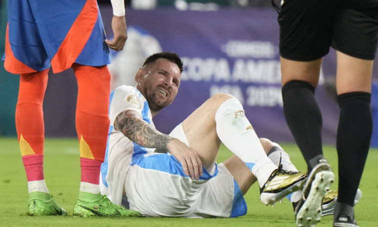 Messi lỡ trận Argentina - Brazil